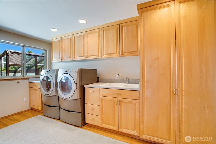 Property photo for 6638 Hilltop Lane, Lakewood photo 23