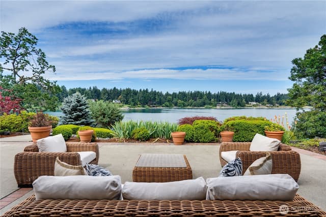 Property photo for 6638 Hilltop Lane, Lakewood