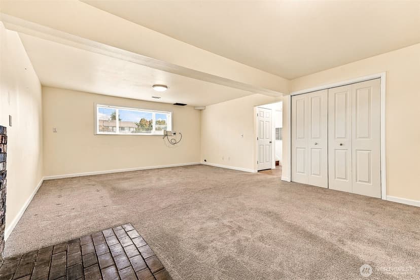 Property photo for 27525 12th Place S, Des Moines photo 27
