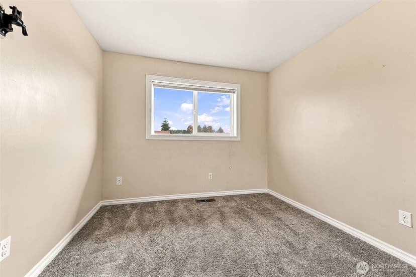 Property photo for 27525 12th Place S, Des Moines photo 22