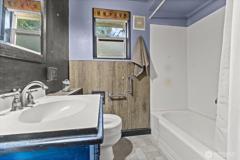 Property photo for 14714 31st Avenue NE, Shoreline photo 20