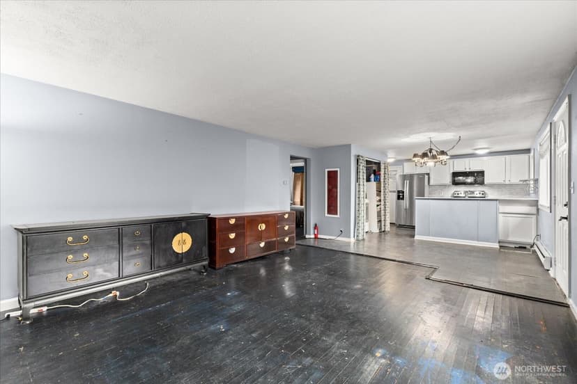 Property photo for 14714 31st Avenue NE, Shoreline photo 8
