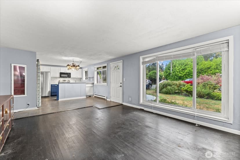 Property photo for 14714 31st Avenue NE, Shoreline photo 9