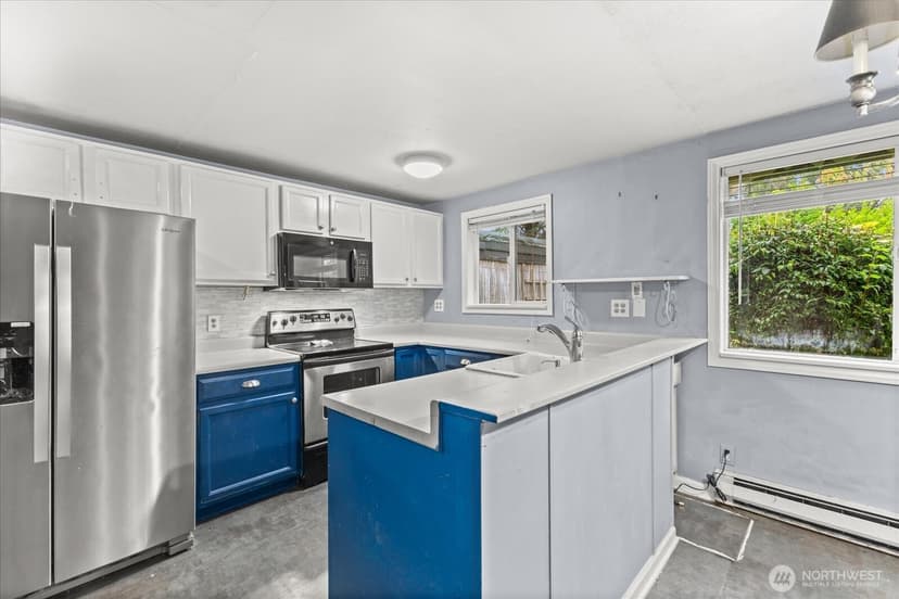 Property photo for 14714 31st Avenue NE, Shoreline photo 12