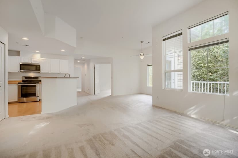 Property photo for 23735 SE Summerhill Lane, Issaquah photo 8