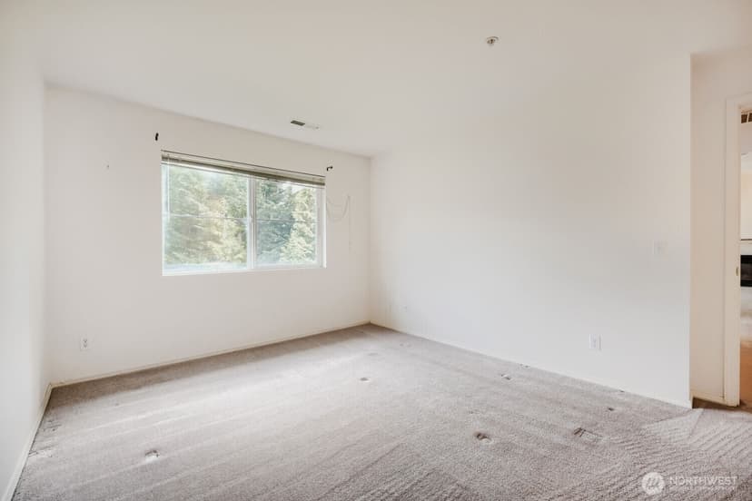 Property photo for 23735 SE Summerhill Lane, Issaquah photo 16