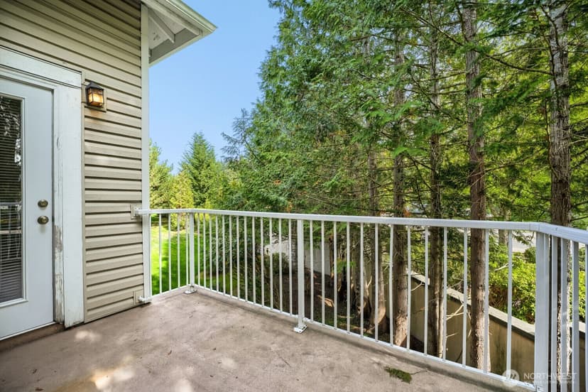Property photo for 23735 SE Summerhill Lane, Issaquah photo 20