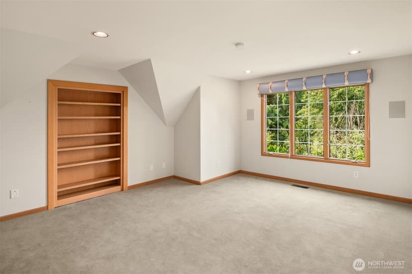 Property photo for 13905 212th Drive NE, Woodinville photo 30