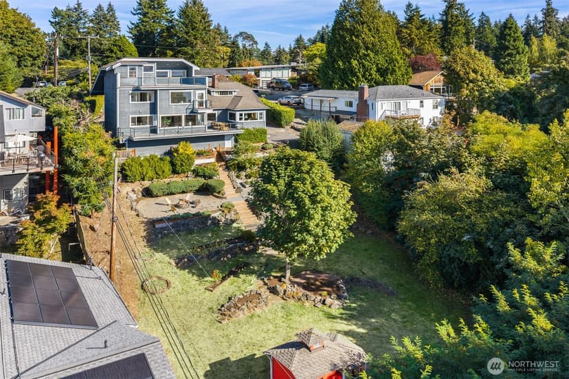 Property photo for 15901 23rd Avenue SW, Burien photo 25