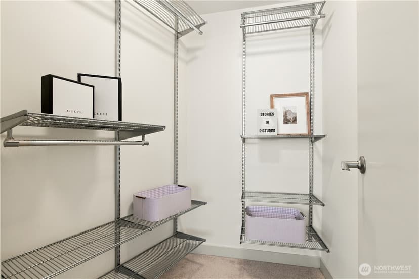Property photo for 10610 NE 9 Pl #603, Bellevue photo 17