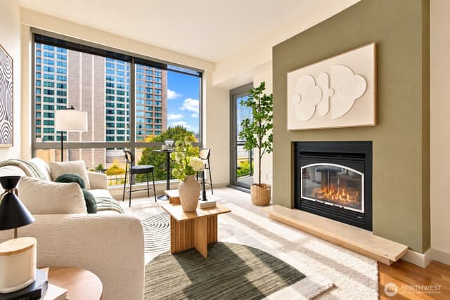 Property photo for 10610 NE 9 Pl #603, Bellevue photo 4