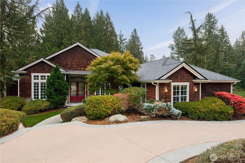 Property photo for 12521 6th Avenue NE, Marysville