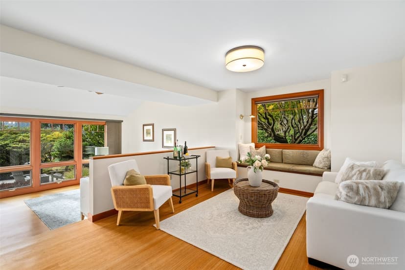 Property photo for 9796 NE Murden Cove Drive, Bainbridge Island photo 6