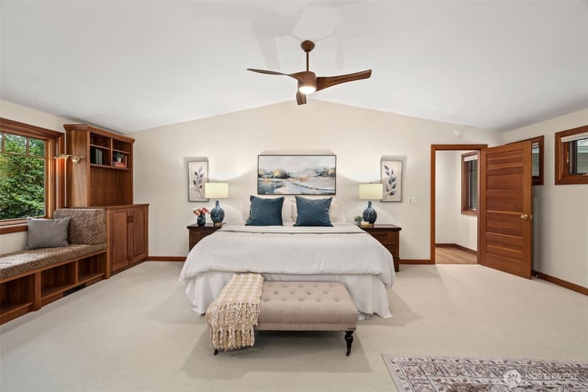 Property photo for 9796 NE Murden Cove Drive, Bainbridge Island photo 24
