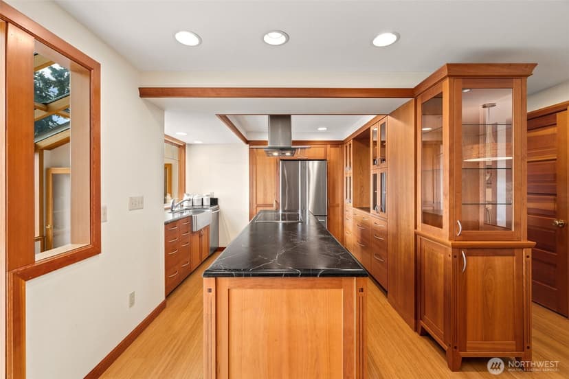 Property photo for 9796 NE Murden Cove Drive, Bainbridge Island photo 15