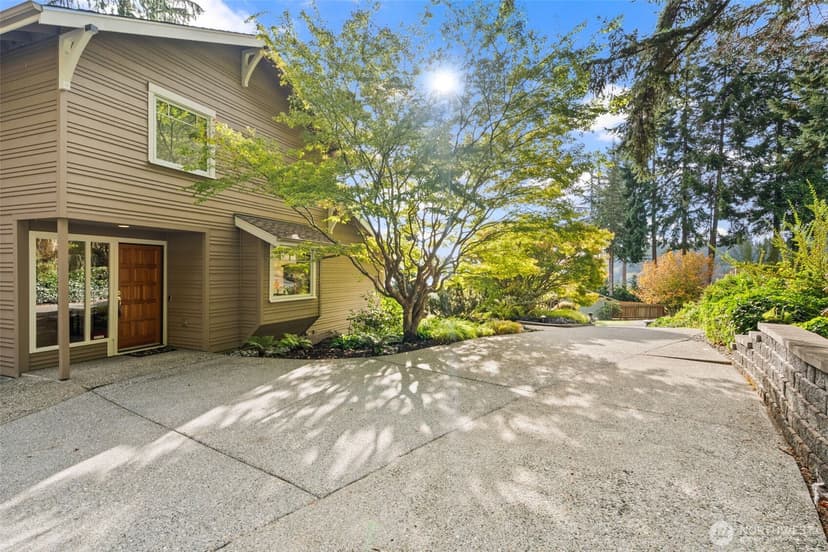 Property photo for 9796 NE Murden Cove Drive, Bainbridge Island photo 4