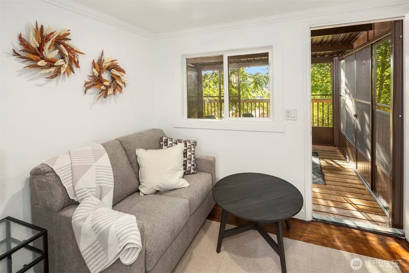 Property photo for 5429 Renton Avenue S, Seattle photo 5