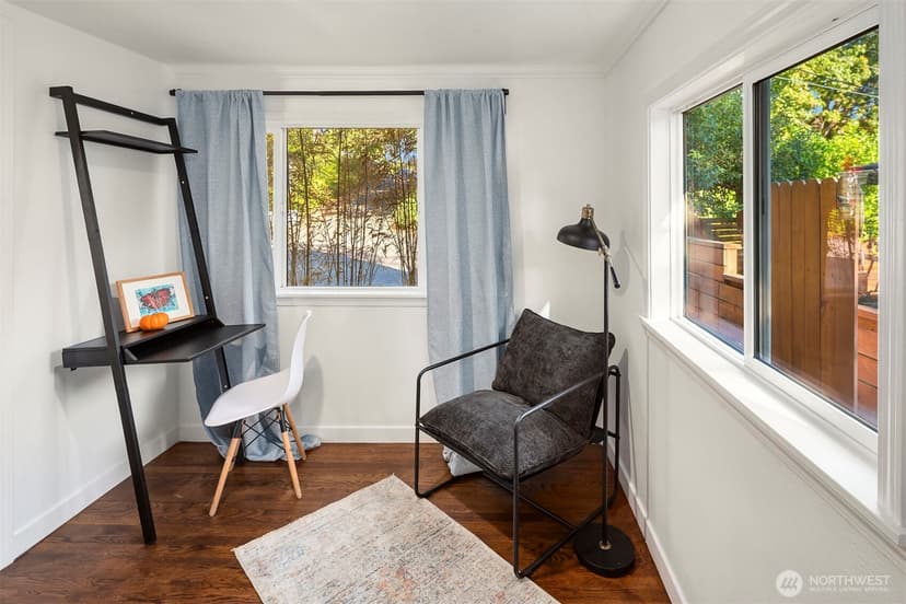 Property photo for 5429 Renton Avenue S, Seattle photo 11