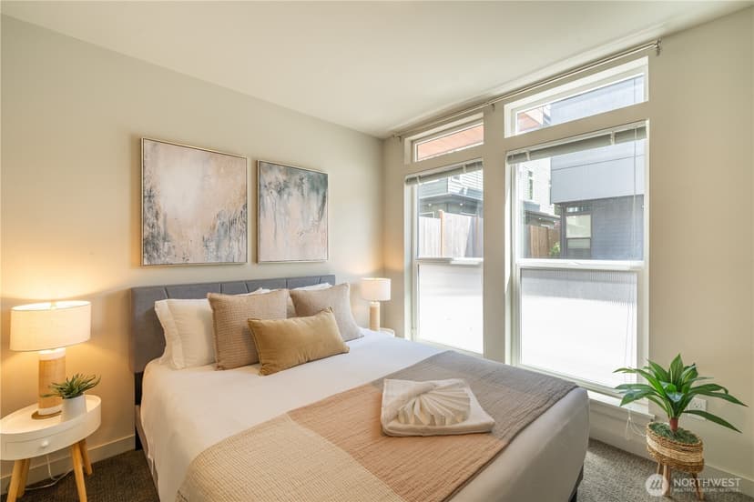 Property photo for 6211 A 9th Avenue NE, Seattle photo 18