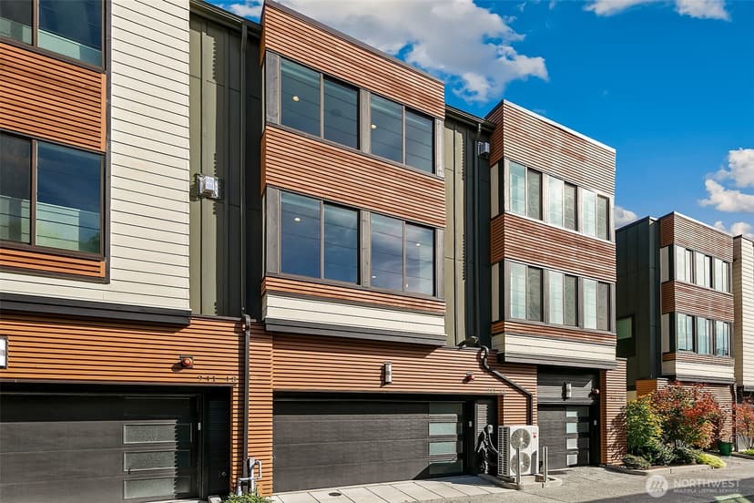 Property photo for 941 W McGraw Street #44, Seattle photo 2
