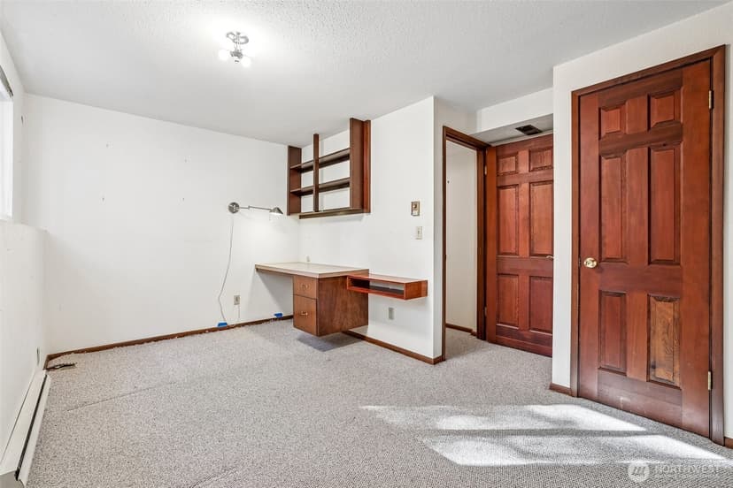 Property photo for 7721 NE 24th Street, Medina photo 30
