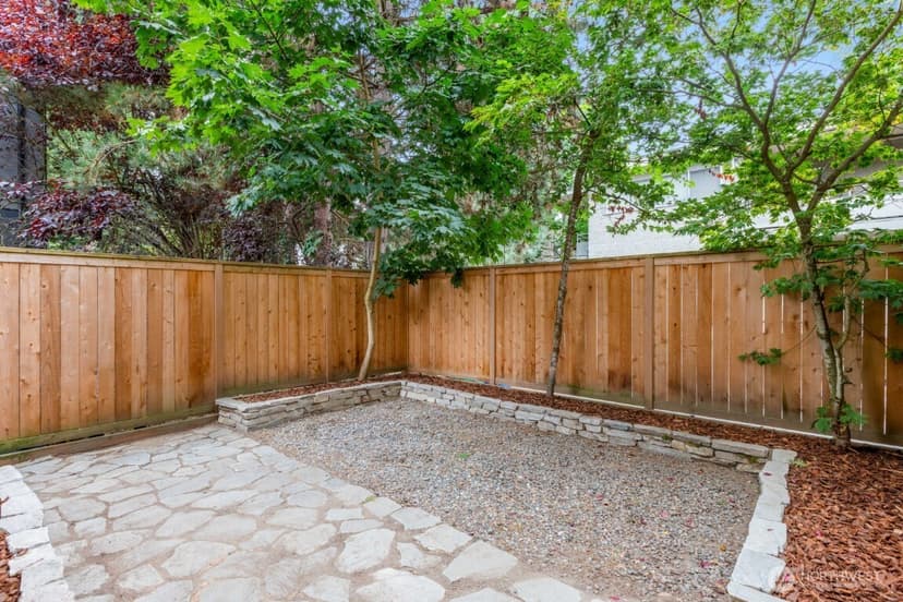 Property photo for 12041 33rd Avenue NE #A, Seattle photo 25