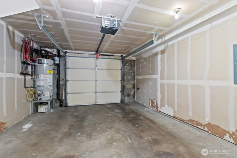 Property photo for 12041 33rd Avenue NE #A, Seattle photo 24