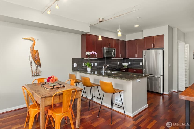 Property photo for 125 Ferncliff Avenue NE #E242, Bainbridge Island photo 11