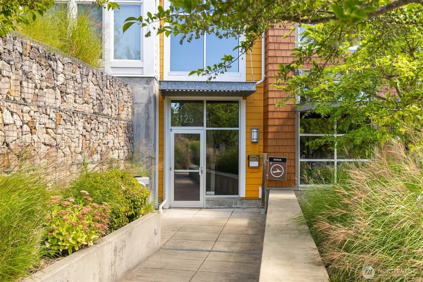 Property photo for 125 Ferncliff Avenue NE #E242, Bainbridge Island photo 5