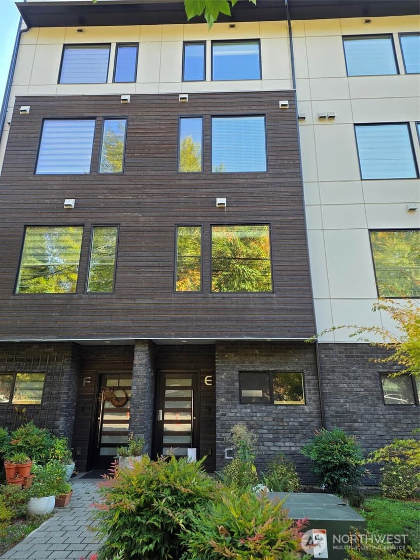 Property photo for 17338 Bothell Way NE #E, Bothell