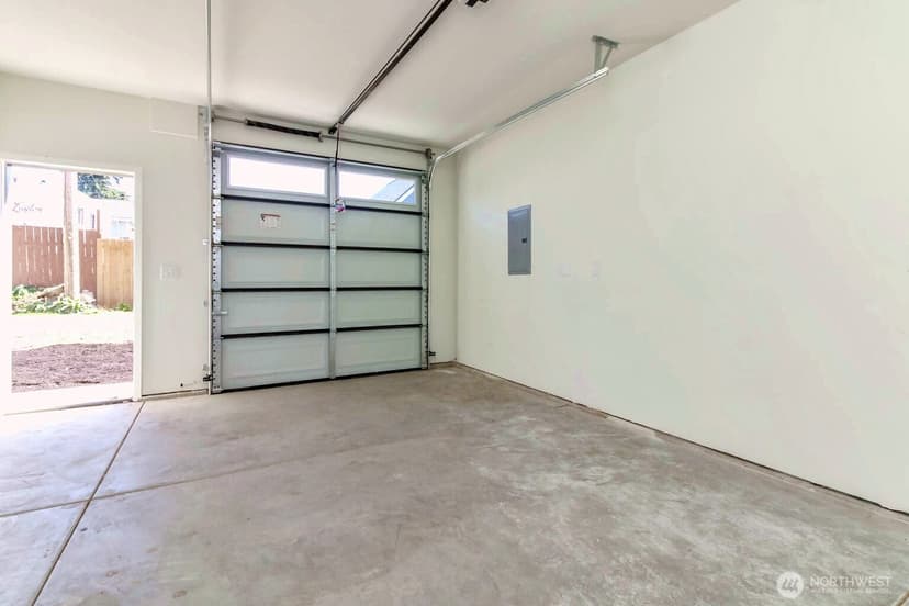 Property photo for 1717 S 17th Street #D, Tacoma photo 31