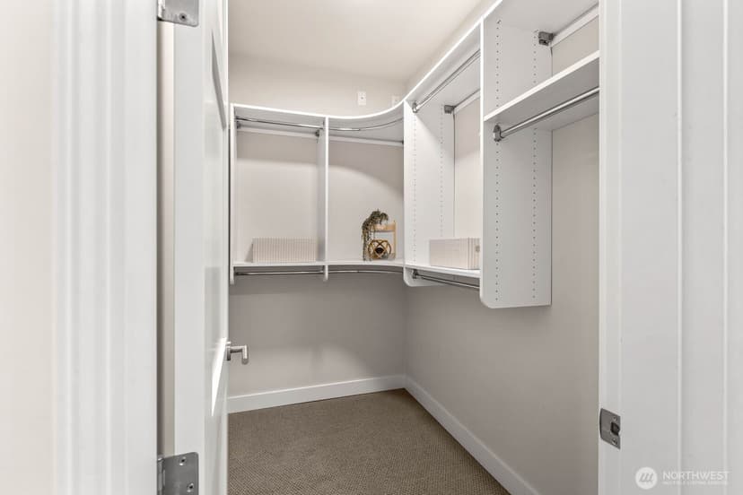Property photo for 1525 36th Avenue S, Seattle photo 16