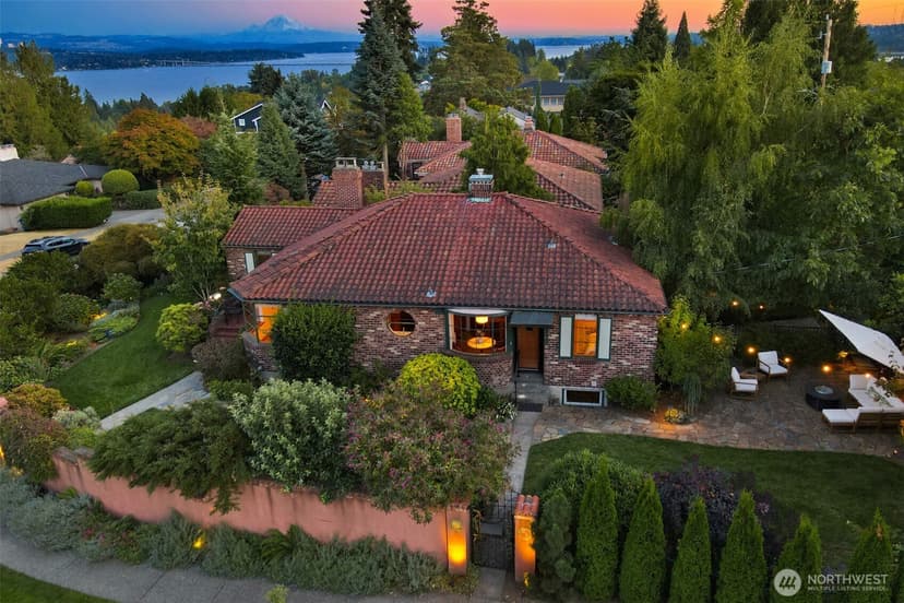 Property photo for 6049 Princeton Avenue NE, Seattle photo 33