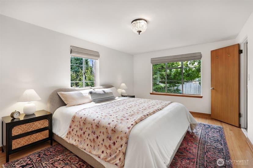 Property photo for 6049 Princeton Avenue NE, Seattle photo 21