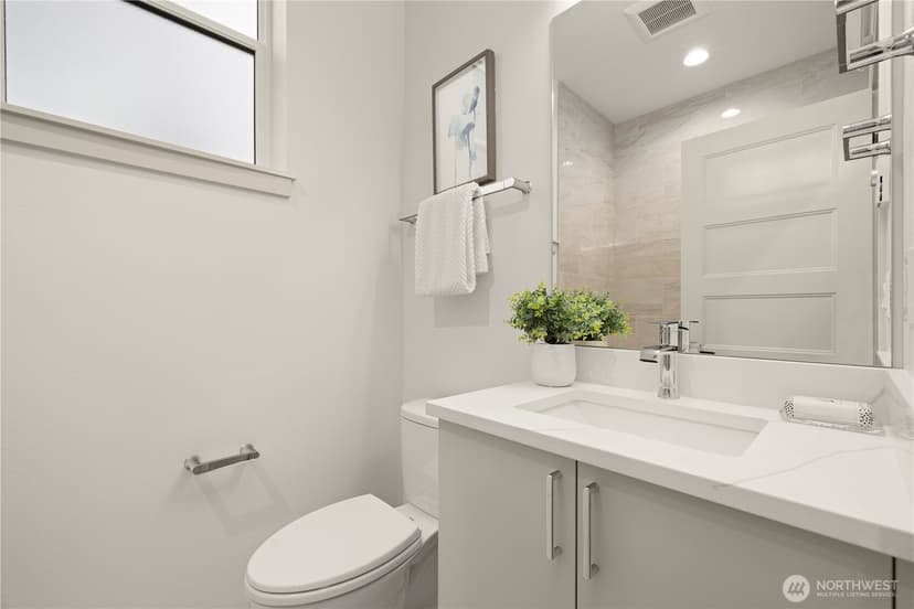 Property photo for 7011 9th Avenue NE, Seattle photo 19