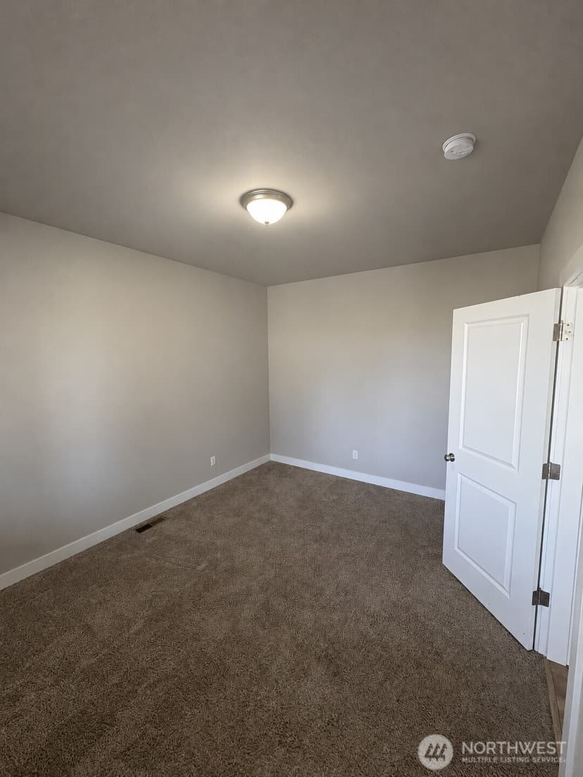 Property photo for 15415 Coles Court SE, Yelm photo 6