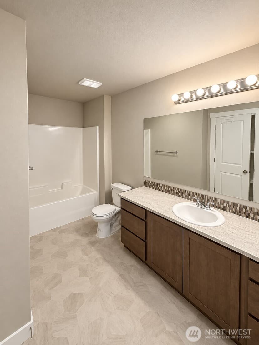 Property photo for 15415 Coles Court SE, Yelm photo 32