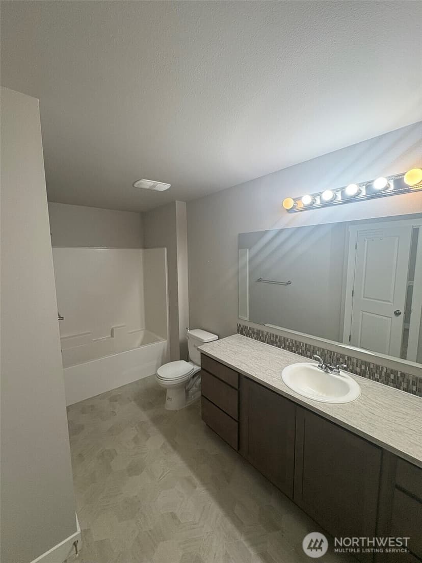 Property photo for 15415 Coles Court SE, Yelm photo 31
