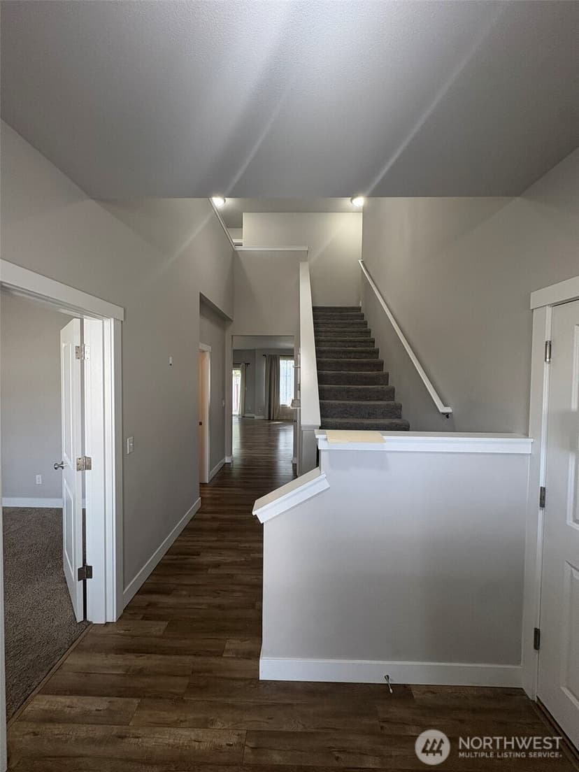 Property photo for 15415 Coles Court SE, Yelm photo 3
