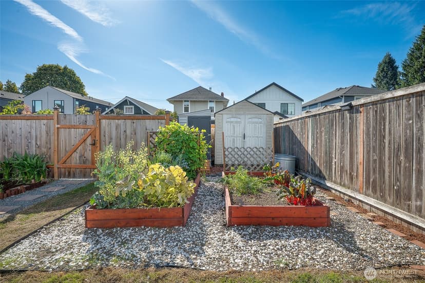 Property photo for 743 N 74th Street, Seattle photo 26