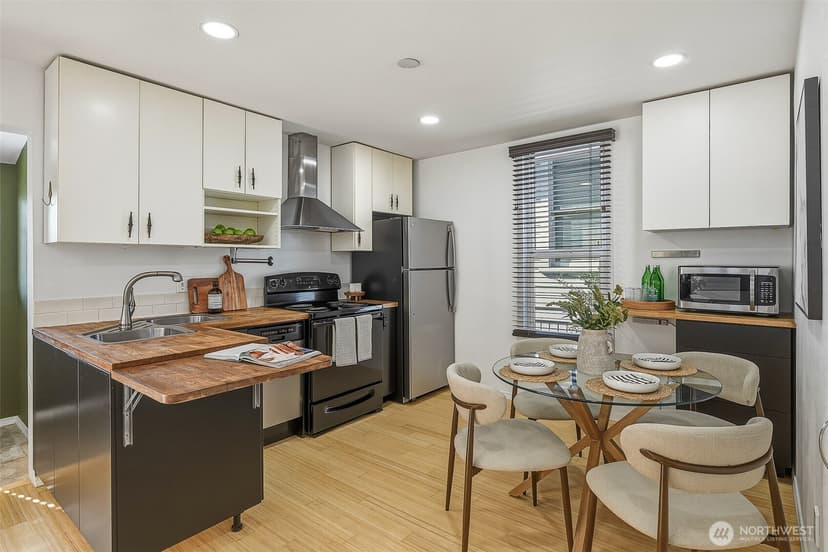 Property photo for 743 N 74th Street, Seattle photo 15