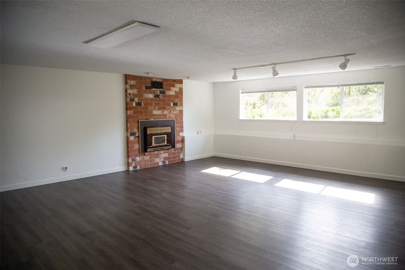 Property photo for 5919 156th Street Ct E, Puyallup photo 14