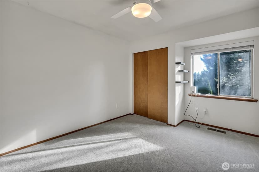 Property photo for 28026 129th Place SE, Kent photo 24