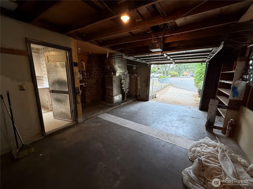 Property photo for 5516 Seeley Lake Drive SW, Lakewood photo 29