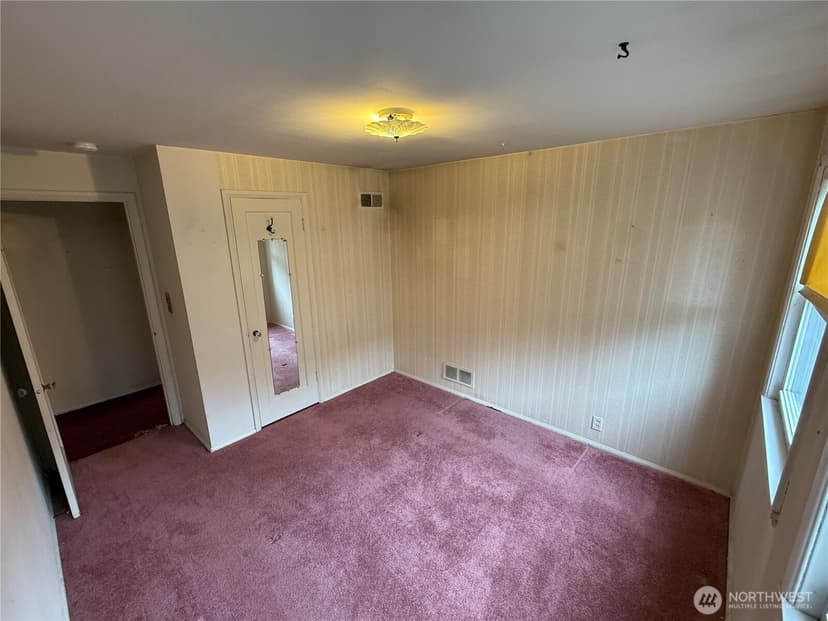 Property photo for 5516 Seeley Lake Drive SW, Lakewood photo 16