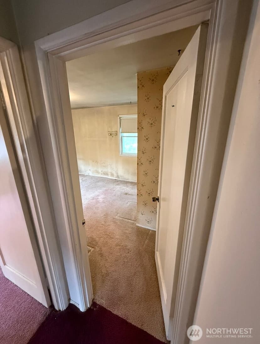 Property photo for 5516 Seeley Lake Drive SW, Lakewood photo 17