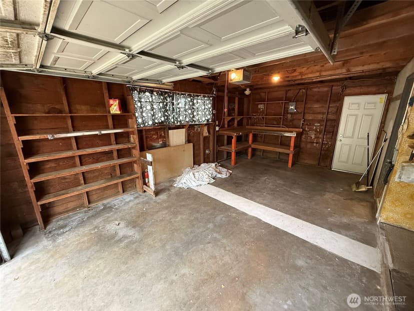 Property photo for 5516 Seeley Lake Drive SW, Lakewood photo 28