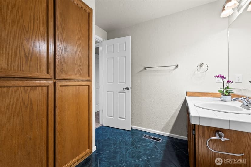 Property photo for 23601 71st Drive SE, Woodinville photo 20