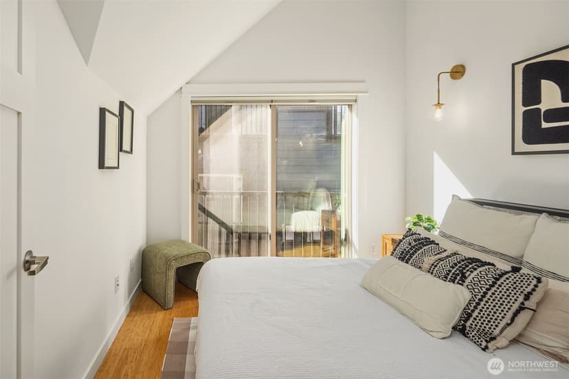 Property photo for 218 24th Avenue E #A, Seattle photo 30