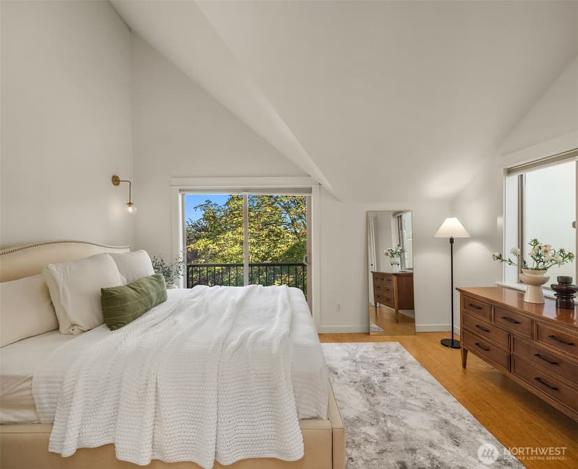 Property photo for 218 24th Avenue E #A, Seattle photo 23
